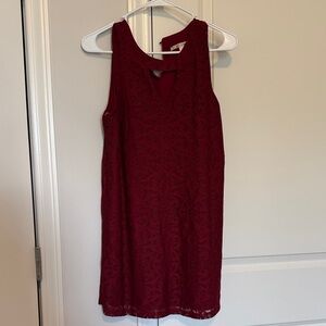 miami Sleeveless Lace Shift Dress in Burgundy